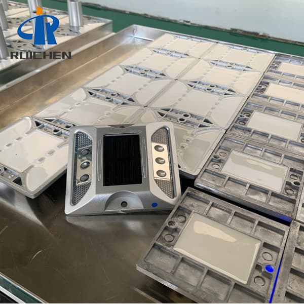 fabricacion de vialeta solar en Honduras en carril
